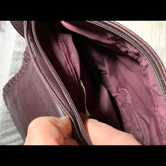 Maurices Handbag 👜 Burgandy/Plum - Picture 7 of 7
